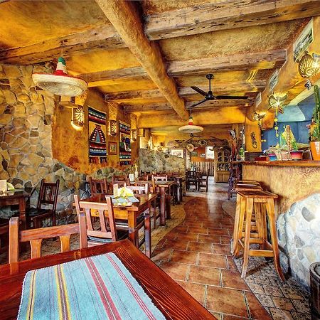 Xavito Bed and Breakfast Sanok Eksteriør billede