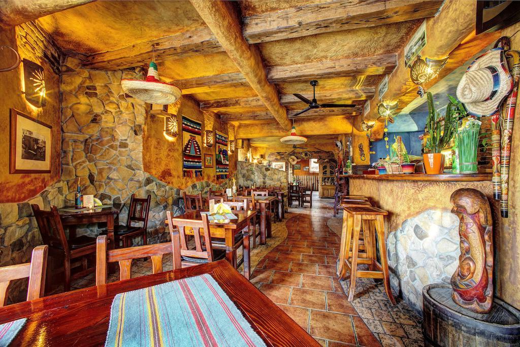 Xavito Bed and Breakfast Sanok Eksteriør billede